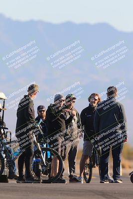media/Feb-06-2025-Racers Edge (Thu) [[c17ed6f7b1]]/3-Around the Pits-Track Walk/